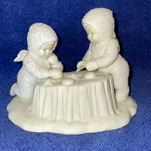 Snowbabies, Stars In A Row, Tic Tac Toe